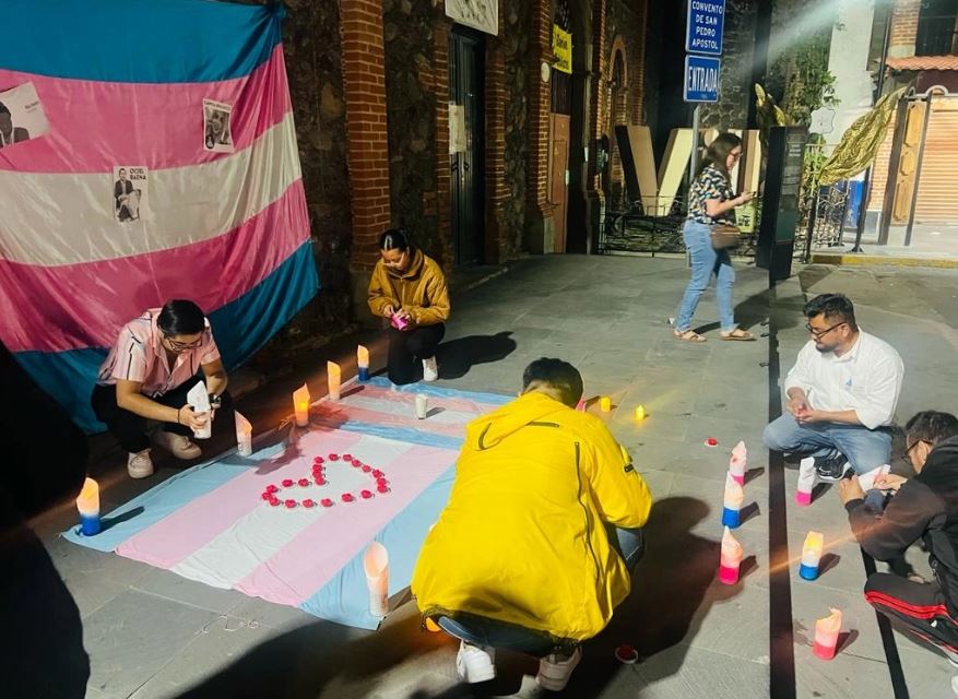 Colocan altares en Hidalgo para exigir justicia por transfeminicidios