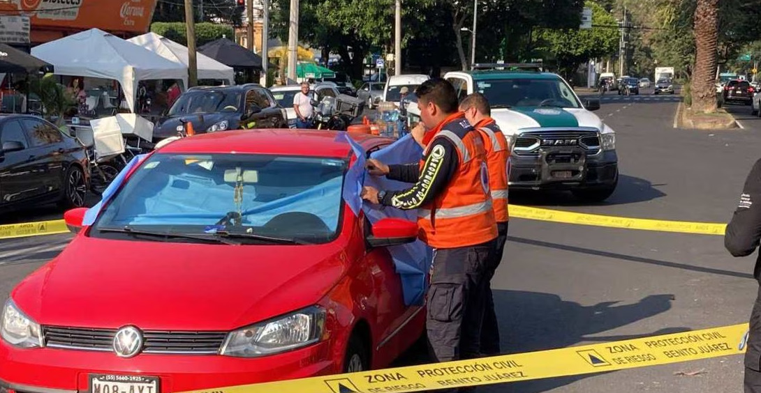 CDMX: Balean a conductor en Avenida Universidad