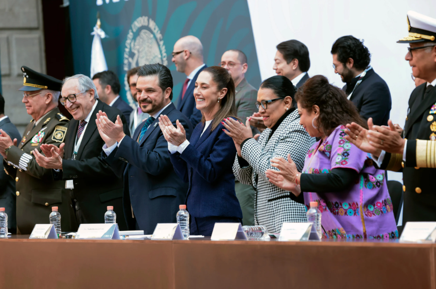 «Trato, tiempo y abasto», tres batallas que aún enfrenta el IMSS: Robledo