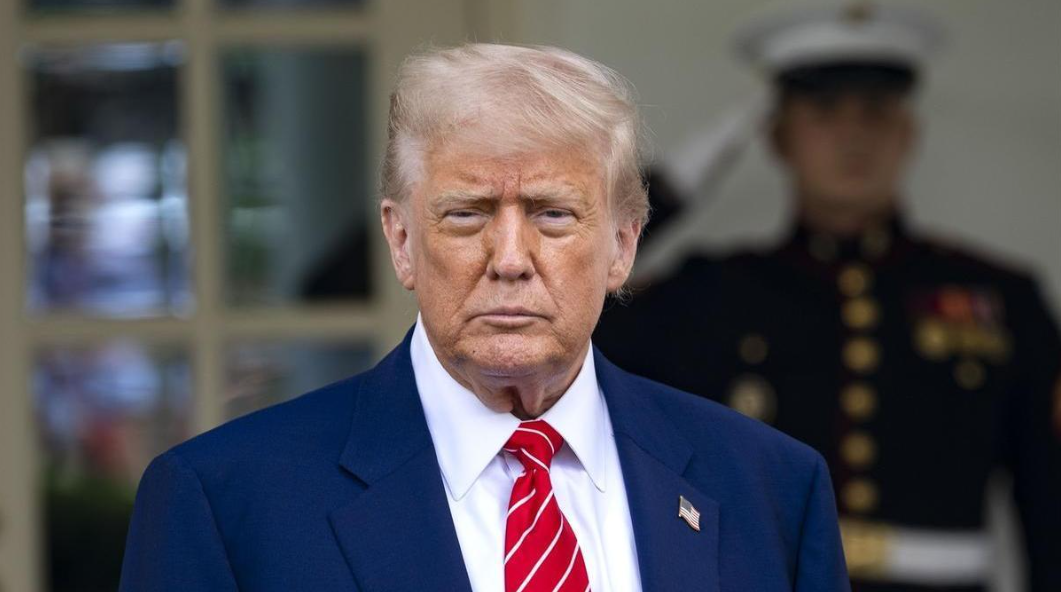 Trump denuncia amenaza de muerte de Comey en Instagram