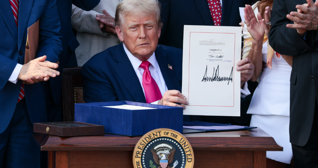 Trump firma «gran y hermosa» ley fiscal; celebra el Día de la Independencia de EU este 4 de julio