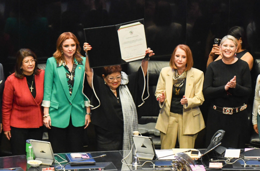 Ernestina Godoy Ramos es la nueva titular de la FGR