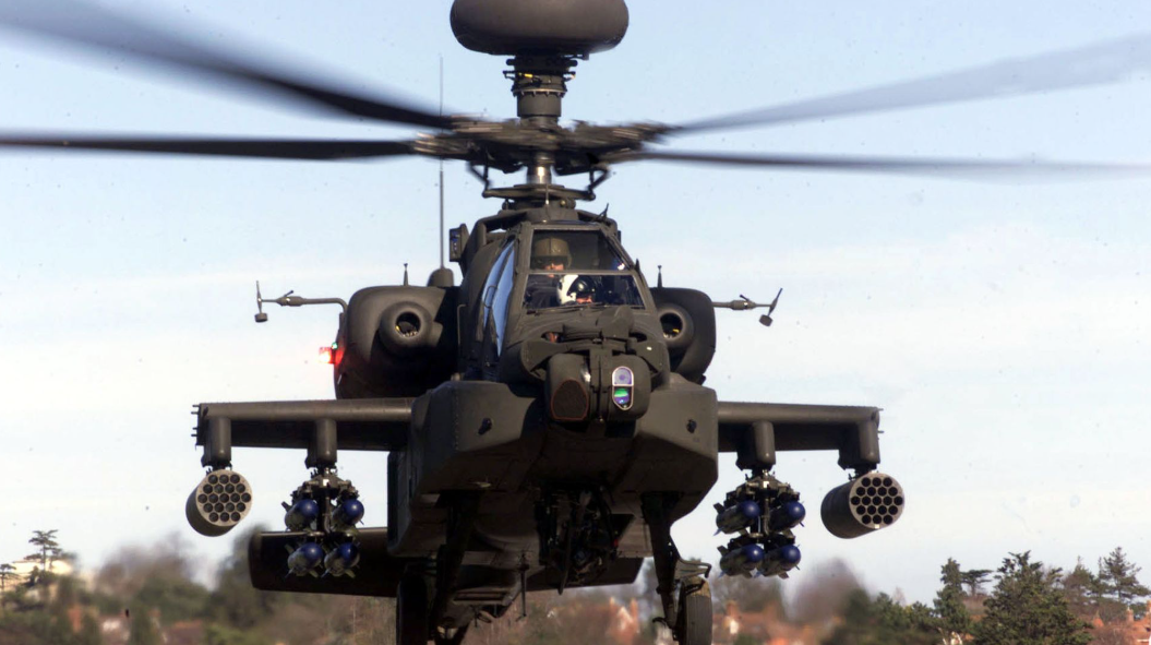 EU reanuda ataques contra Irán en represalia por supuesto derribo de helicóptero Apache