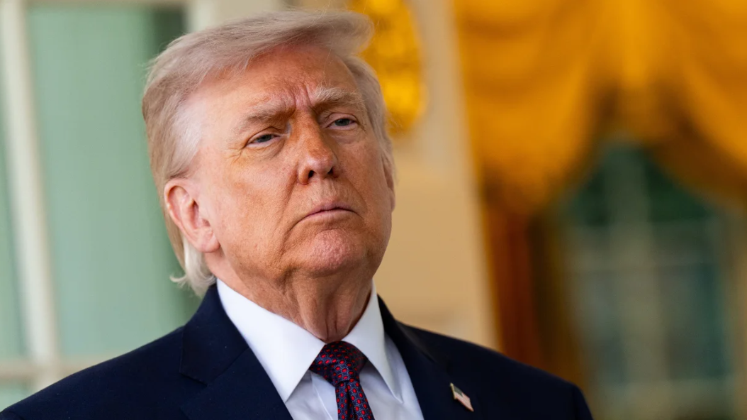 Trump publica una imagen en la que declara el estrecho de Ormuz como «nuevo territorio» de EU
