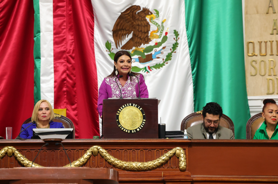 Brugada anuncia rencarpetado de 450 km, construcción de plantel de la UNAM y creación del Banco CDMX